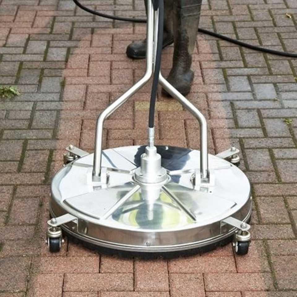 Spinaclean Patio Cleaning in the North-West - Power Washing Cheshire